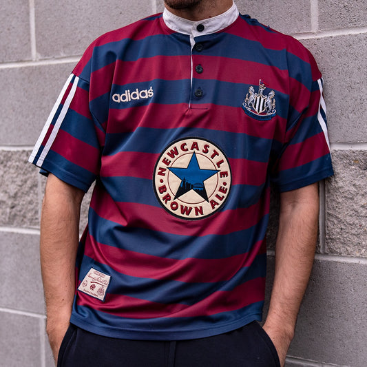 1995/1996 New Castle away kit