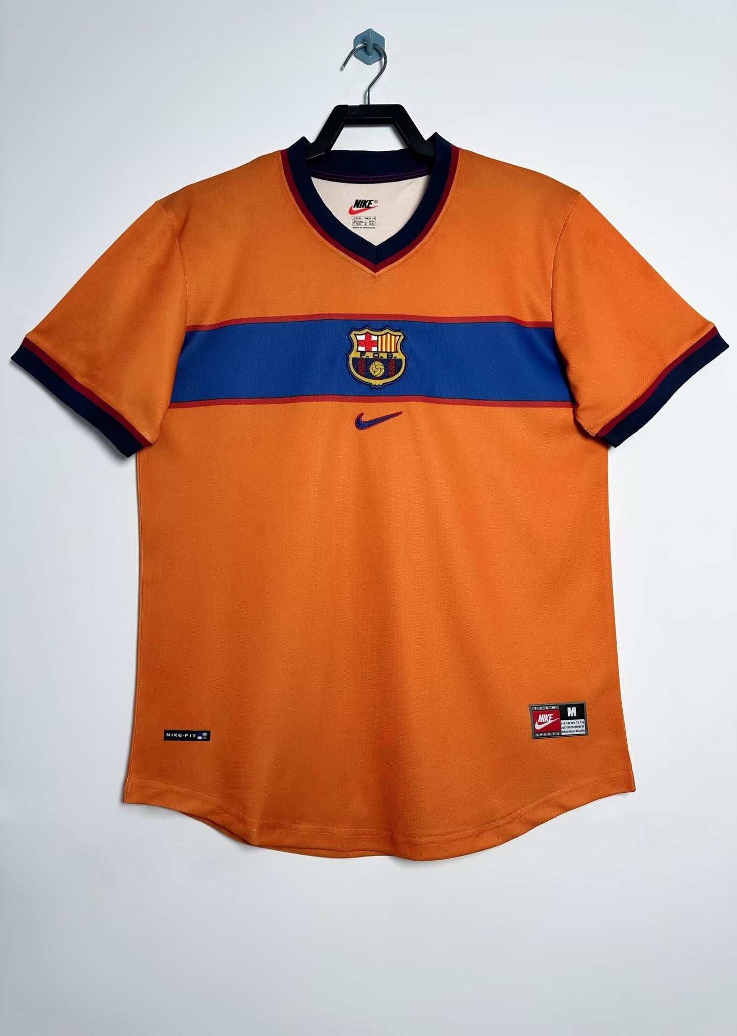 1998/1999 Barcelona Away shirt